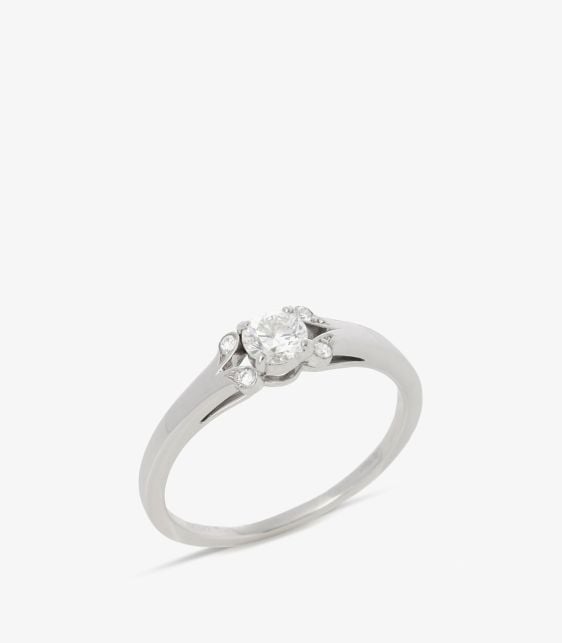 Brilliant Cut 0.32ct Solitaire Diamond Platinum Ballerine Ring