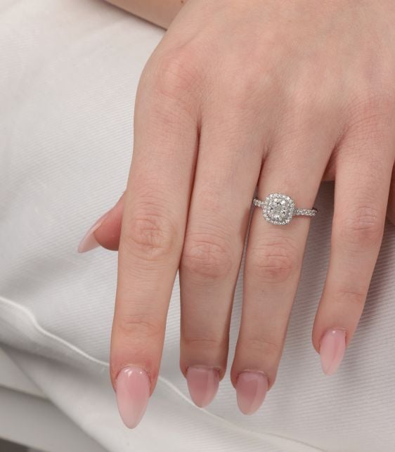 0.45ct Cushion Cut Diamond Platinum Soleste Ring