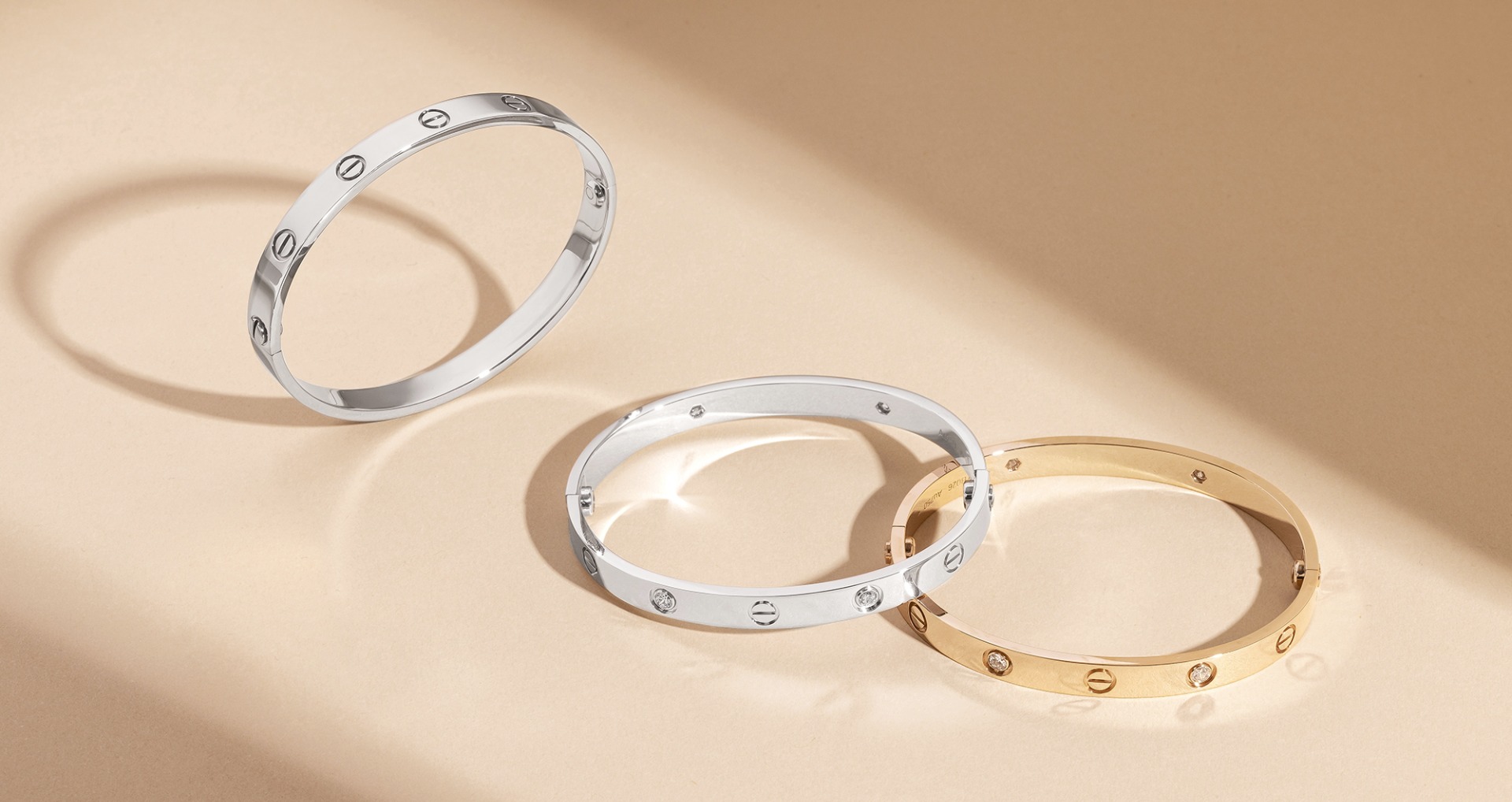 Mastering the Cartier Stack: A Guide to Elevating Your Jewellery Game
